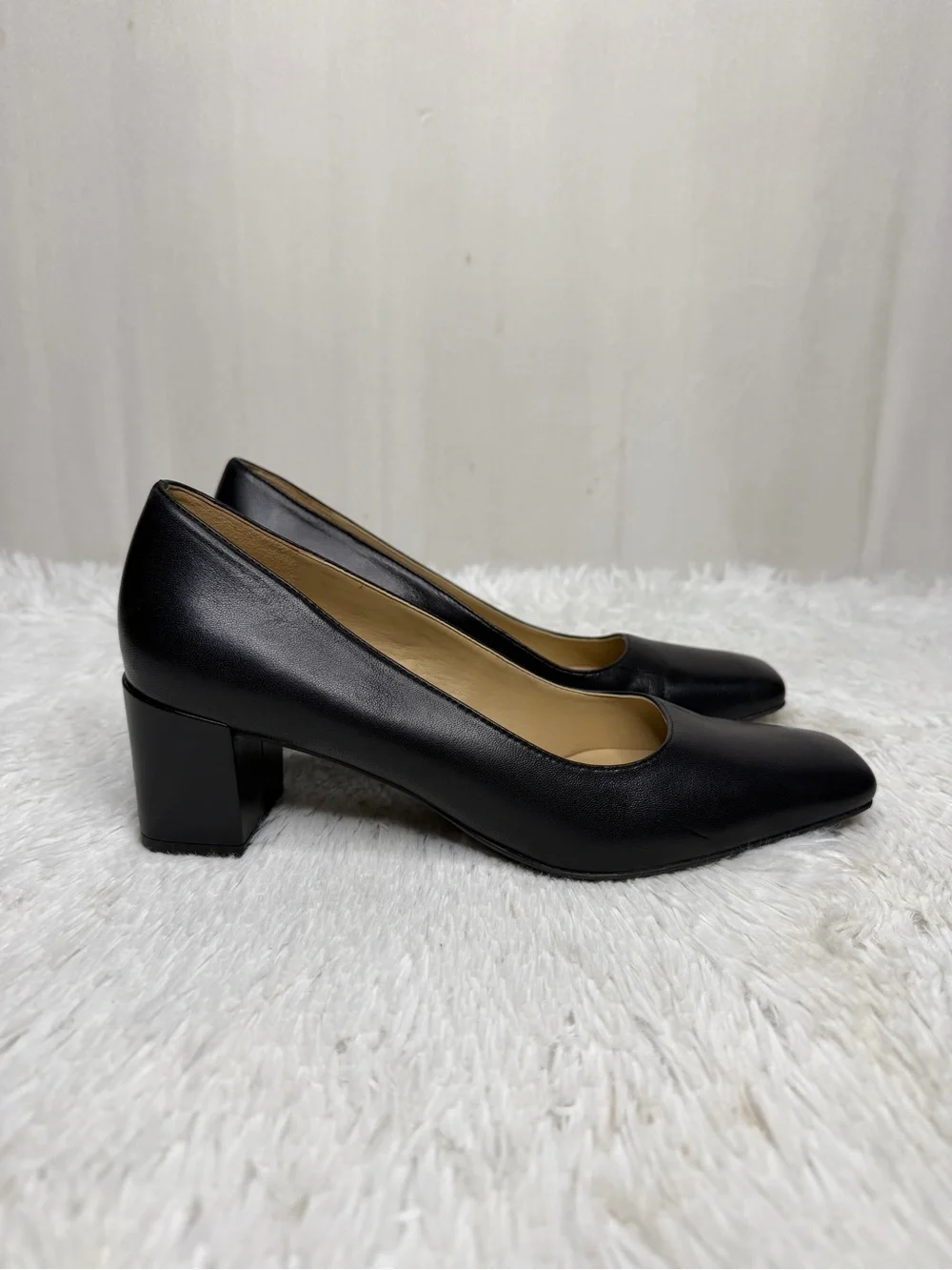 NATURALIZER / Karina black leather square toe block heel pumps / 8.5